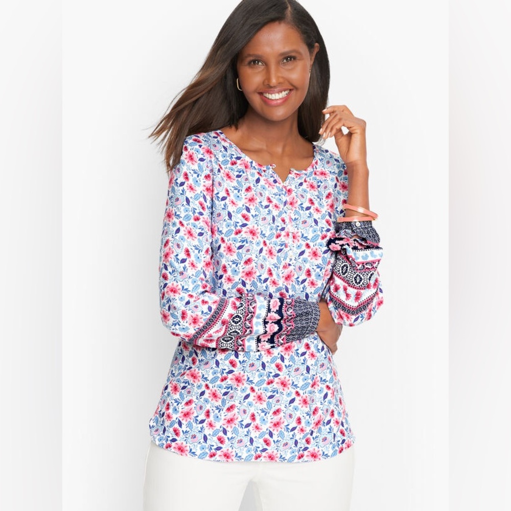 EUC Talbots Band Collar Lightweight Popover Blouse in Blooming Garden
